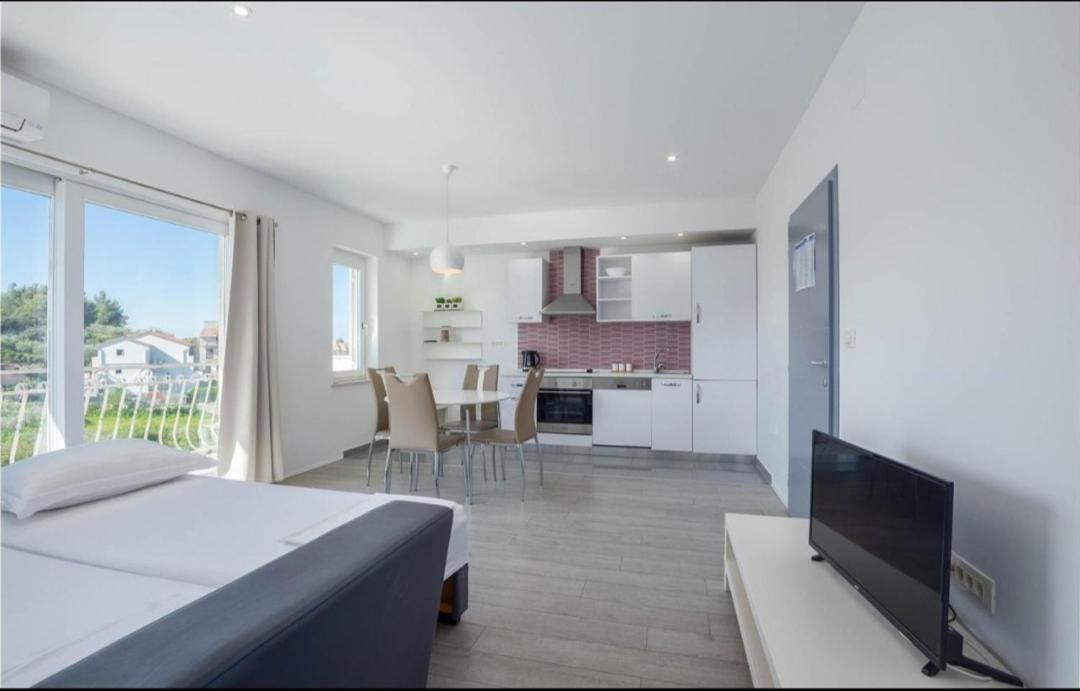 פודסטראנה Apartment Nina מראה חיצוני תמונה